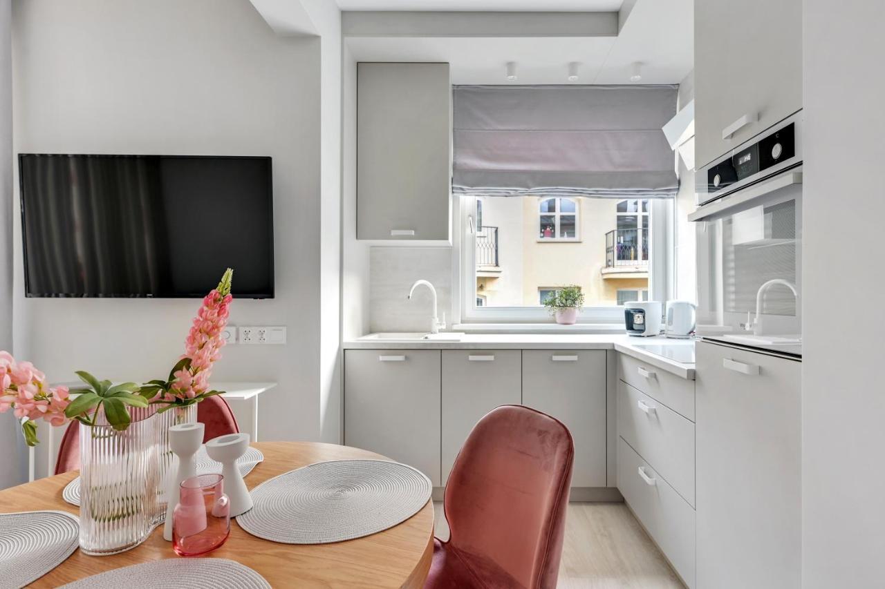 Lion Apartments - Monte Carlo Collection With Parking سوبوت المظهر الخارجي الصورة
